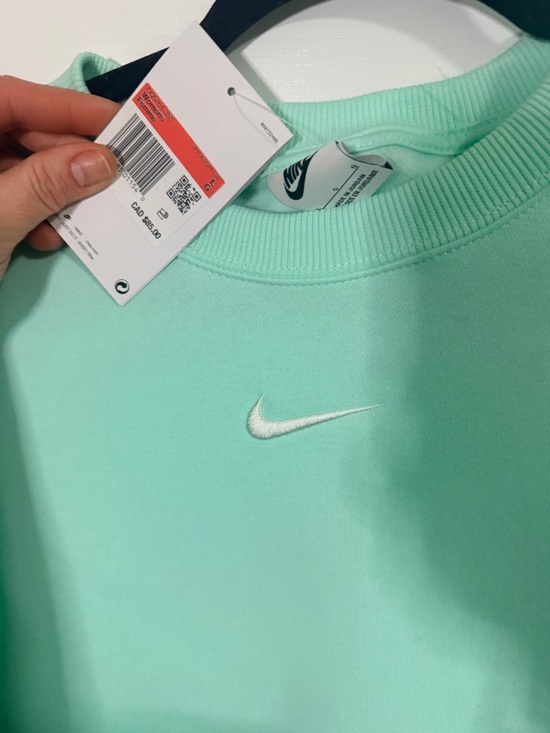 Nike Minty Green Crewneck Sweatshirt with White Swoosh. Baggy Over Sized fit - Picture 2 of 5